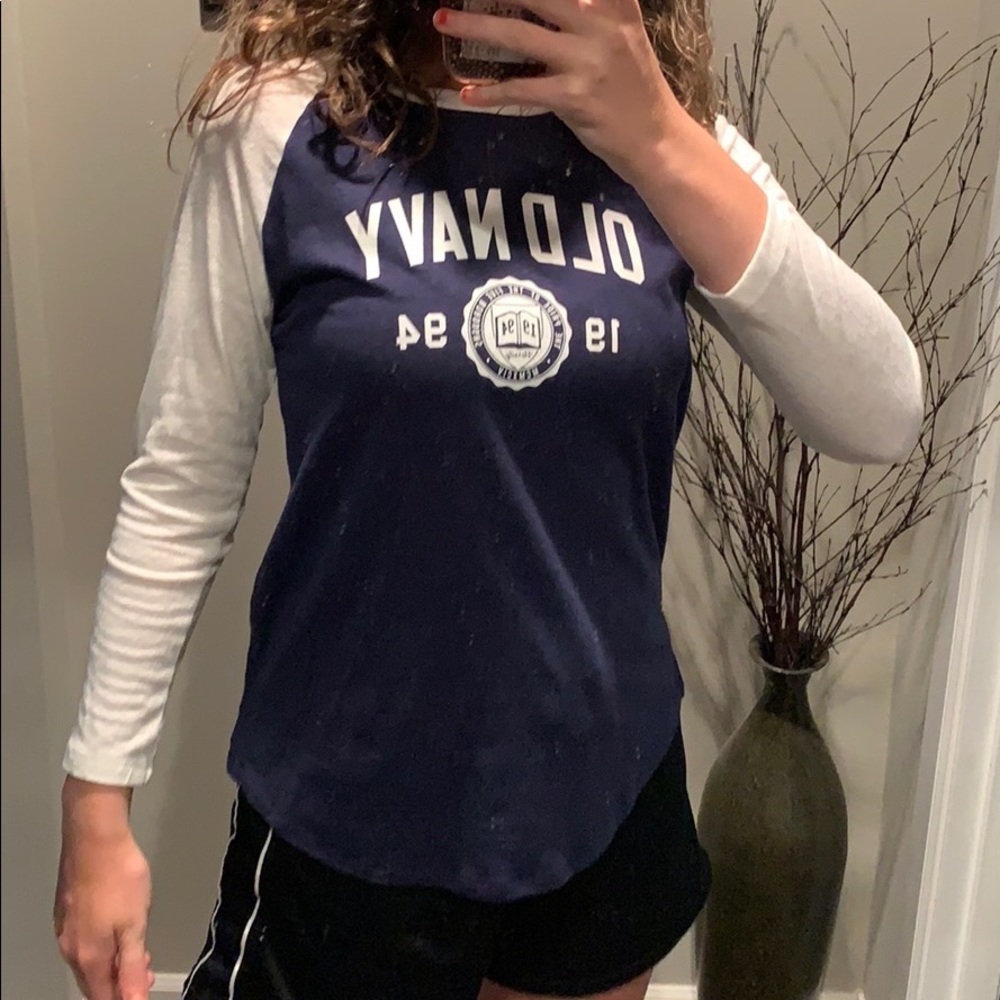 Old navy old sleeve